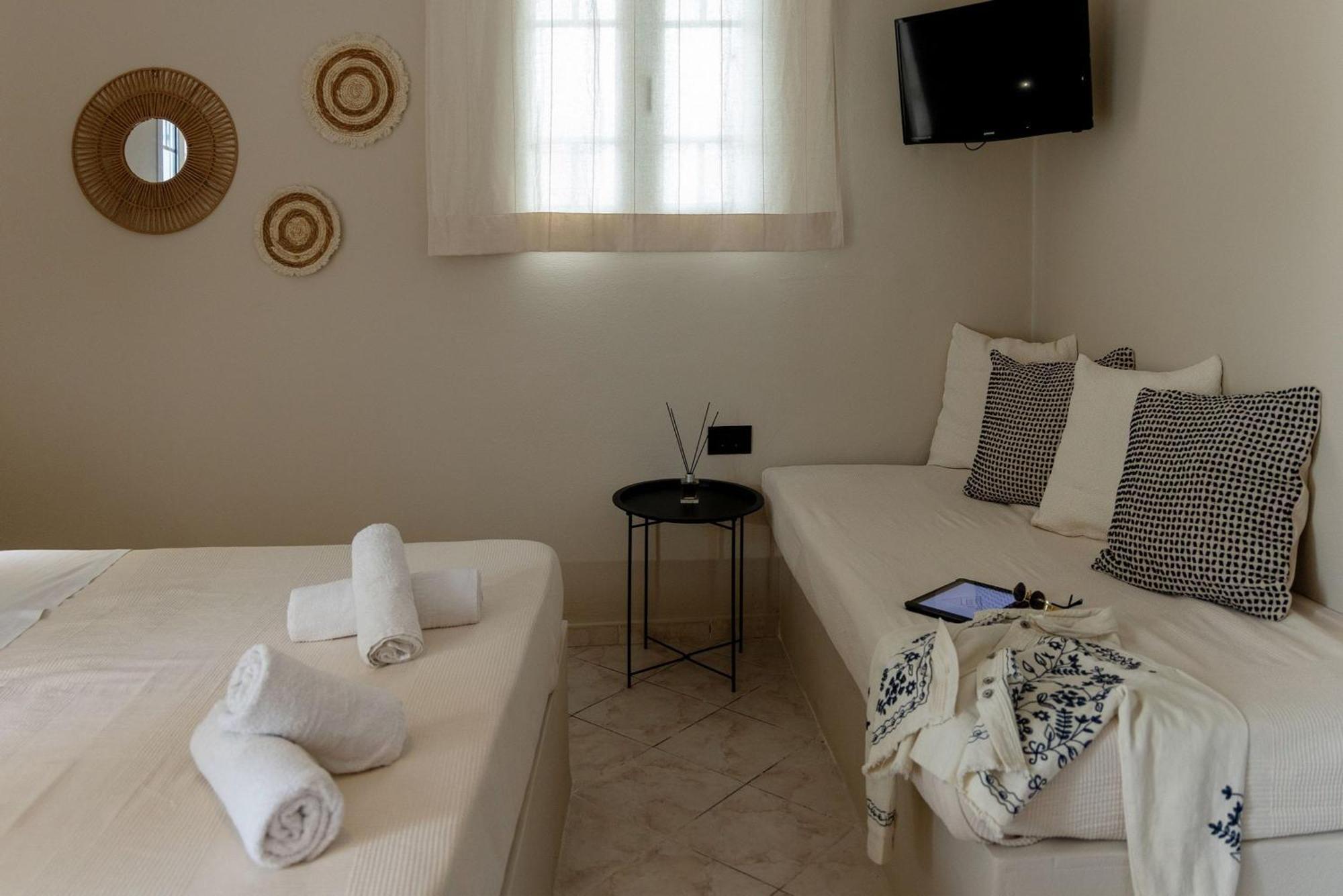 Noe Rooms In Center Of Τήνος Εξωτερικό φωτογραφία