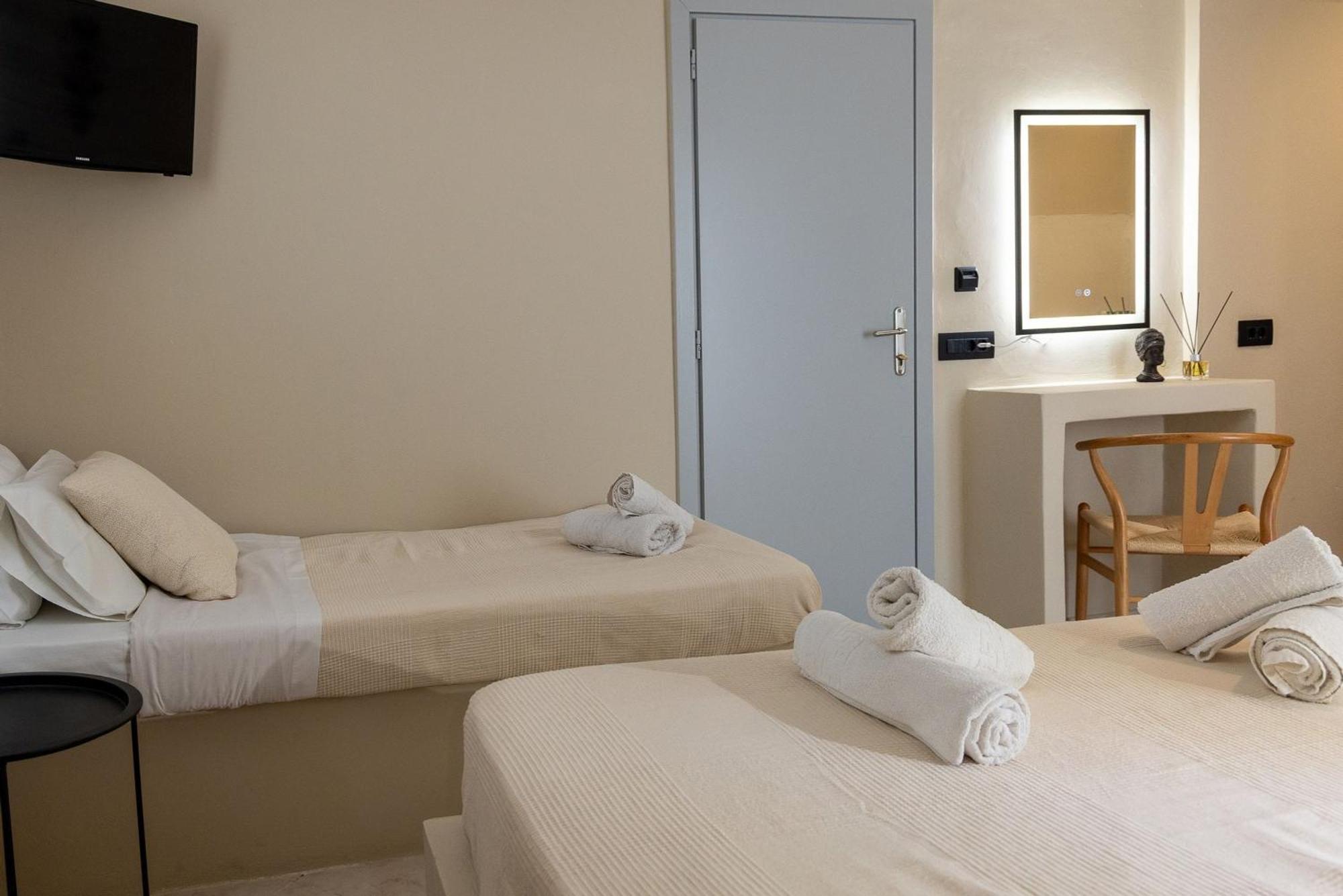 Noe Rooms In Center Of Τήνος Εξωτερικό φωτογραφία