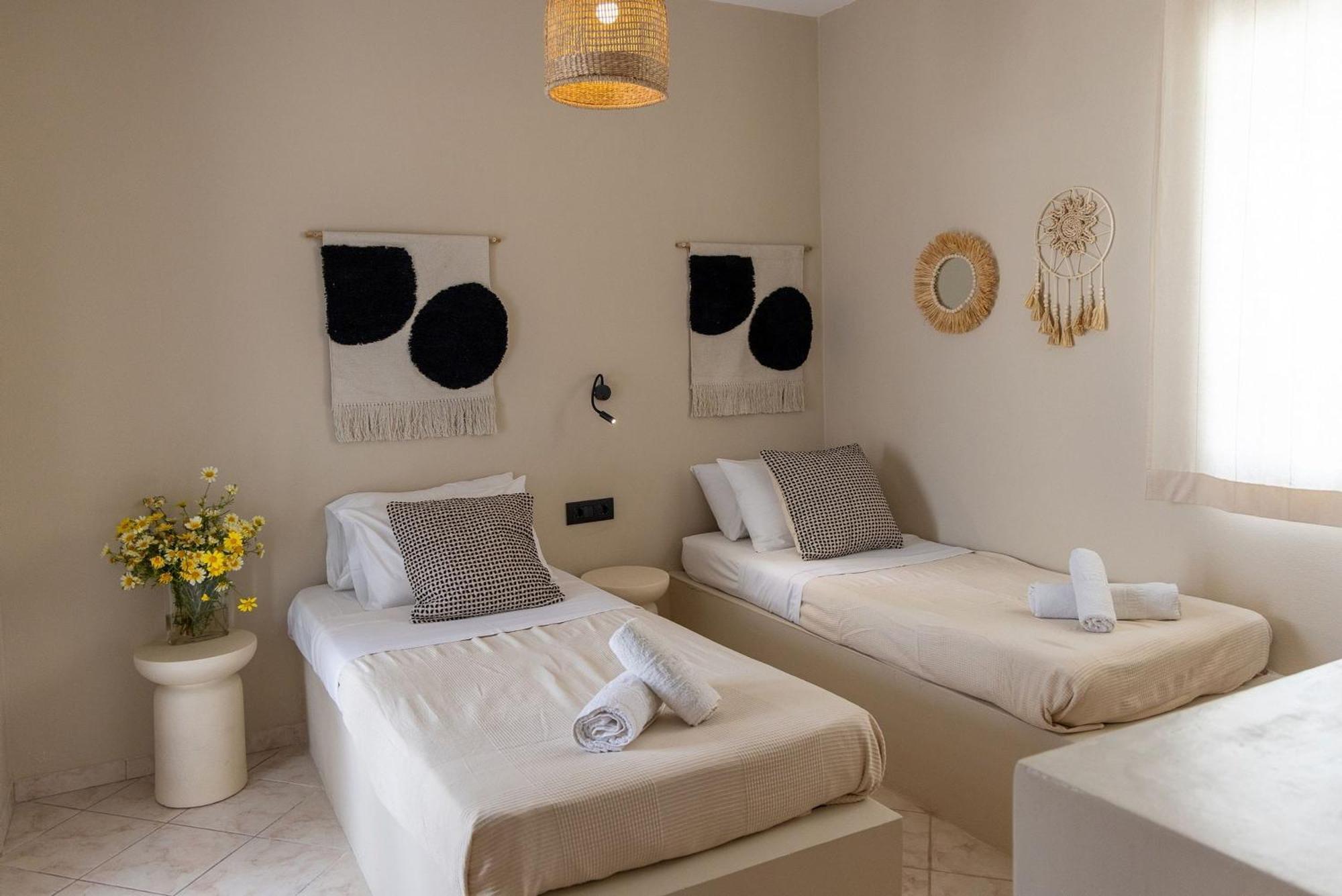 Noe Rooms In Center Of Τήνος Εξωτερικό φωτογραφία